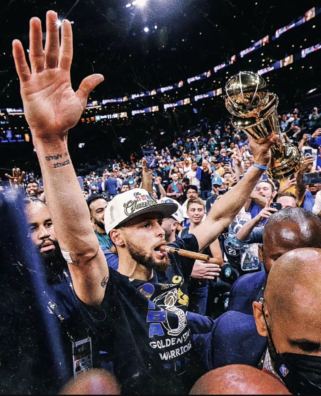 库里关键节点战术调整,C9带队取胜!的简单介绍 库里关键节点战术调整,C9带队取胜!的简单介绍