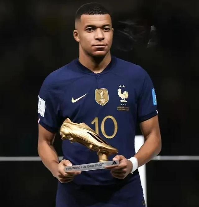 九游-姆巴佩迎来十赛季高光表现，美国队球迷沸腾！的简单介绍